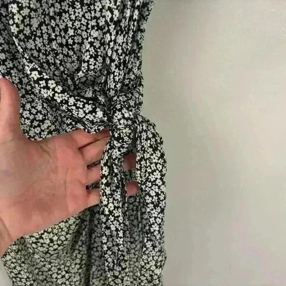 NWT Boutique Black and White Floral Midi Dress whimsigoth - Picture 8 of 16